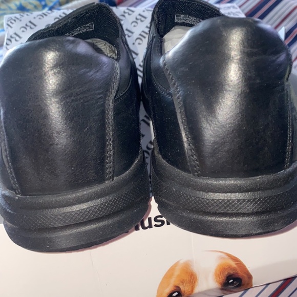 Hush Puppies - Picture 3 of 6